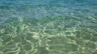 Kristallklares Wasser.